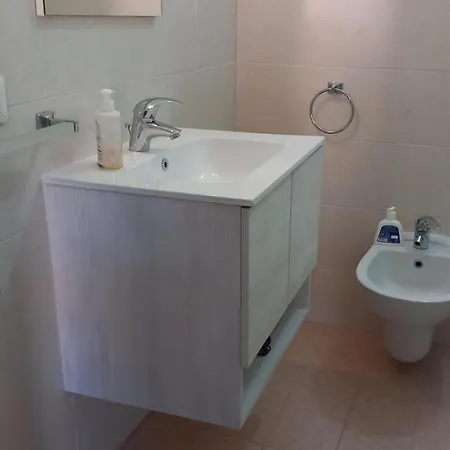 Alojamento de Acomodação e Pequeno-almoço Sa Rosa E Su Trapperi Oschiri