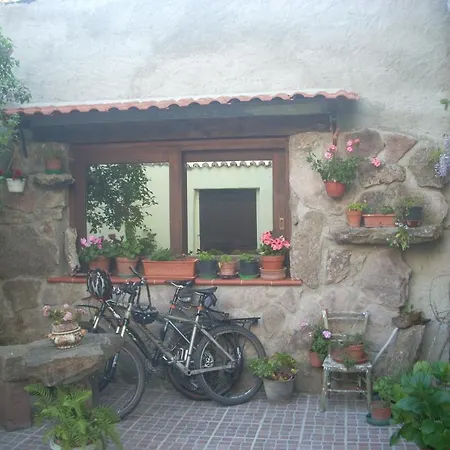 Sa Rosa E Su Trapperi Oschiri