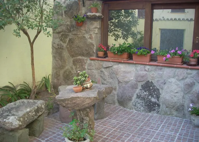 Couette-café Sa Rosa E Su Trapperi 3*