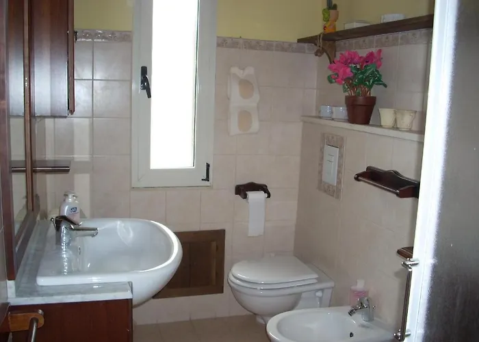 Couette-café Sa Rosa E Su Trapperi 3*