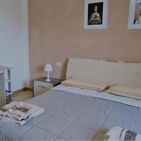 Sa Rosa E Su Trapperi לינה וארוחת בוקר 3*