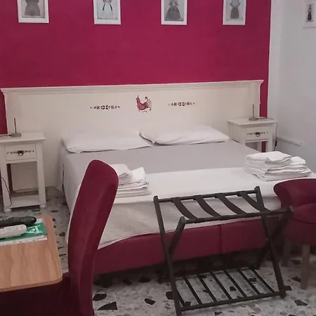 Sa Rosa E Su Trapperi Alojamento de Acomodação e Pequeno-almoço Oschiri